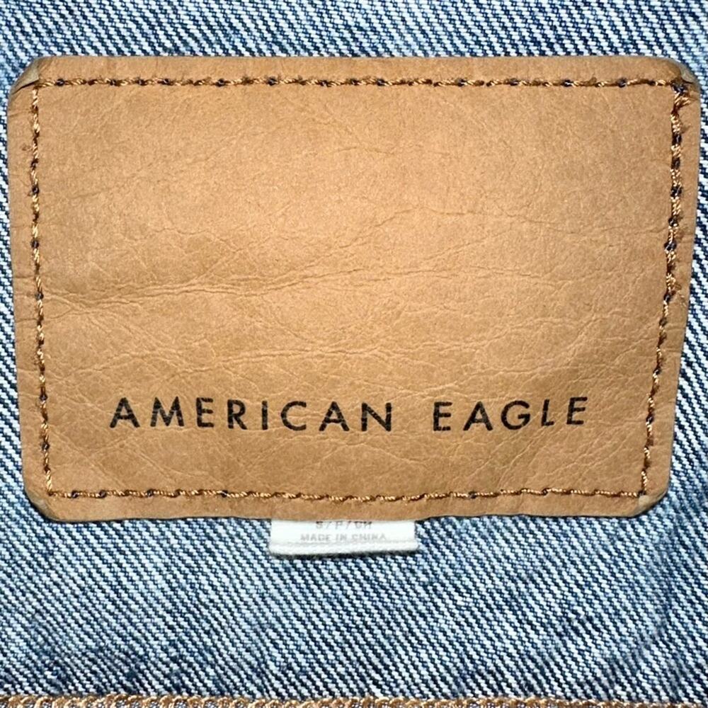 American Eagle Classic Denim Jacket Size Small - Picture 4 of 15
